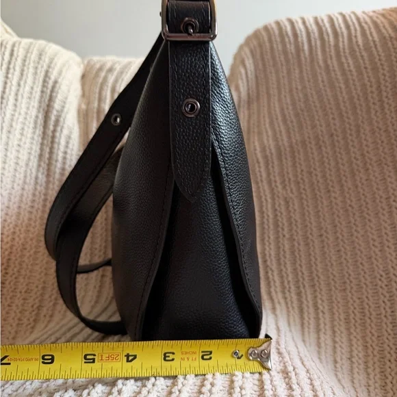 Coach Dufflette Crossbody Shoulder Bag Pebbled Leather Black H1892-21377 - Picture 6 of 14